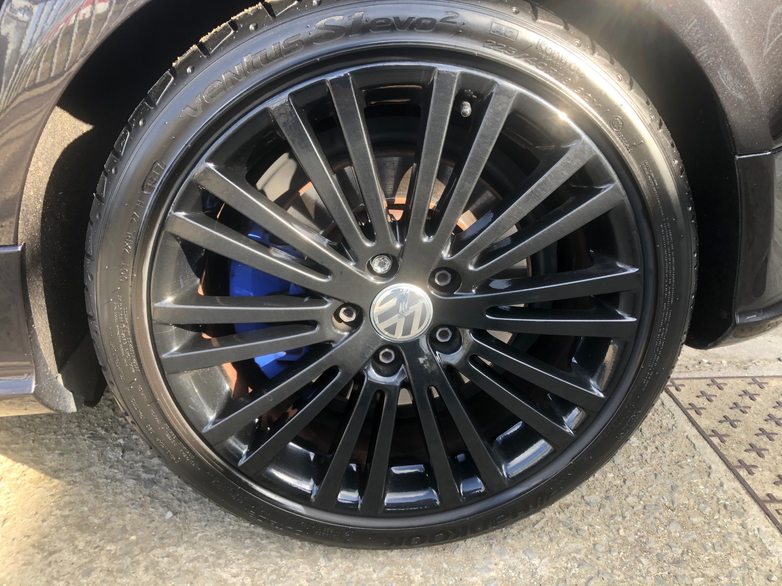 VOLKSWAGEN GOLF 5 R32