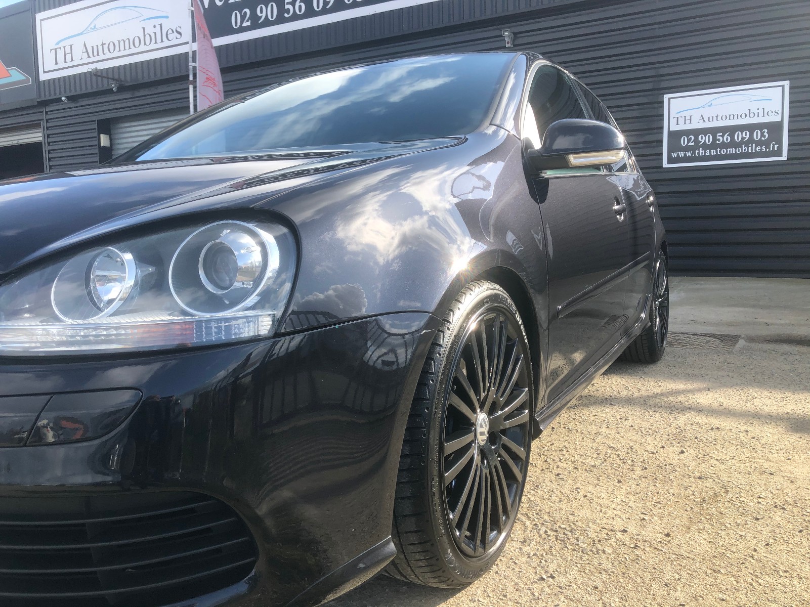 VOLKSWAGEN GOLF 5 R32