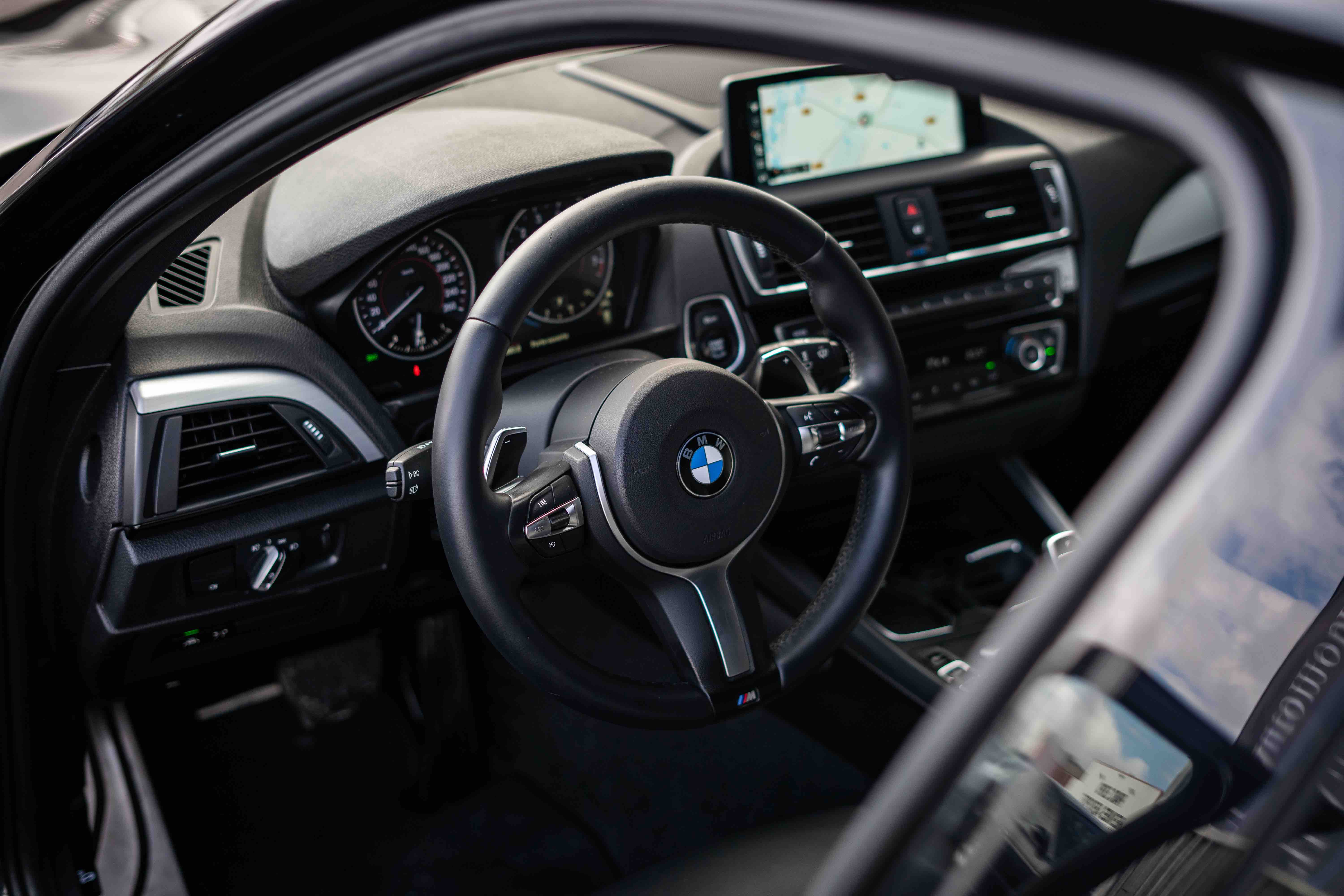 bmw-serie-1-f20-2-m140i-140i-th-automobiles