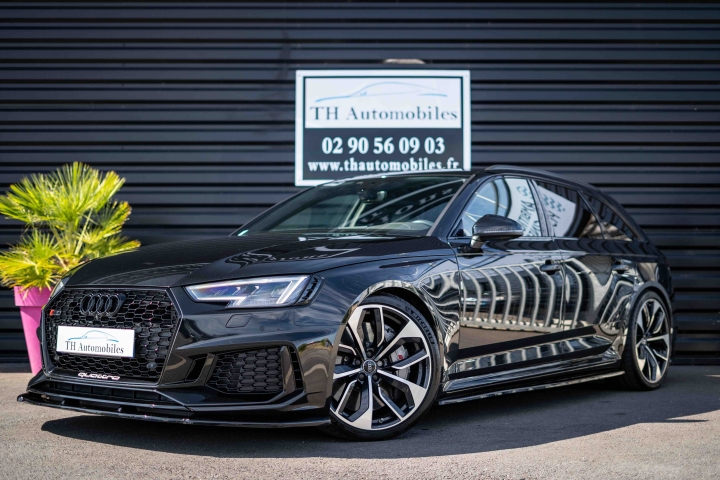 AUDI RS4 V AVANT V6 2.9 TFSI 450ch QUATTRO TIPTRONIC AUDI RS4 V AVANT V6 2.9 TFSI 450ch QUATTRO TIPTRONIC